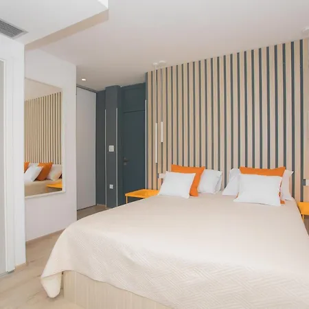 Pansion Zlatna Ribica 3*