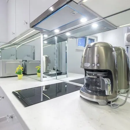 Pansion Zlatna Ribica Brodarica (Sibenik-Knin)