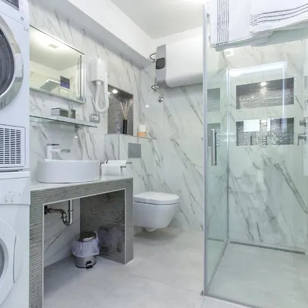 Pansion Zlatna Ribica