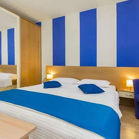 Pansion Zlatna Ribica Brodarica (Sibenik-Knin)