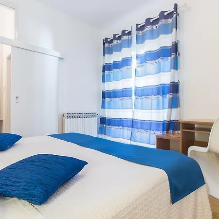 Pansion Zlatna Ribica 3* Brodarica (Sibenik-Knin)