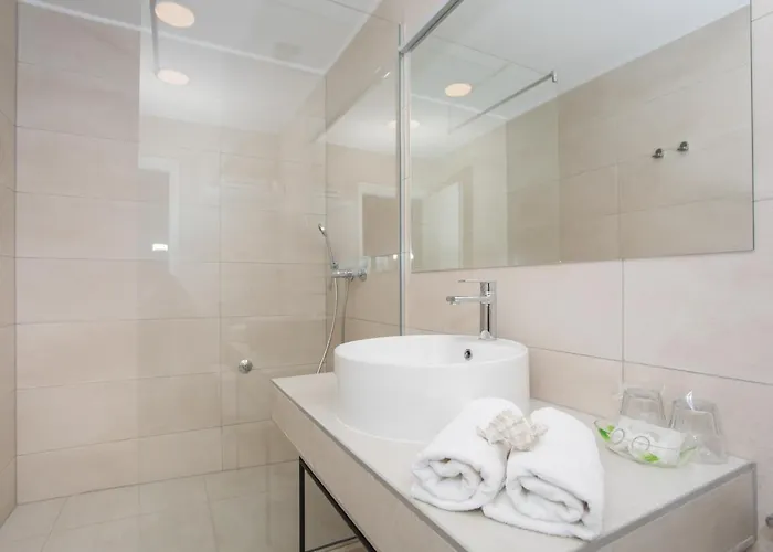 Maison d'hôtes Pansion Zlatna Ribica Brodarica (Sibenik-Knin)