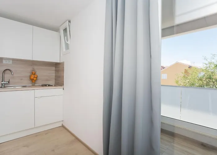 Pansion Zlatna Ribica 3* Brodarica (Sibenik-Knin)