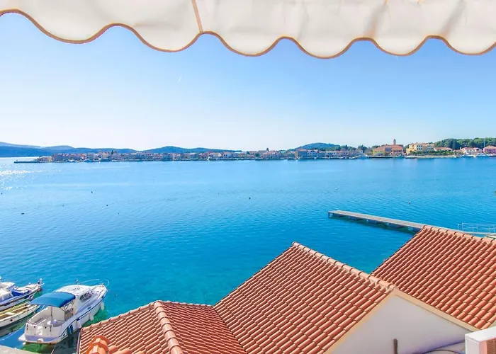 Pansion Zlatna Ribica Maison d'hôtes 3*