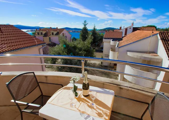 Casa de hóspedes Pansion Zlatna Ribica 3*